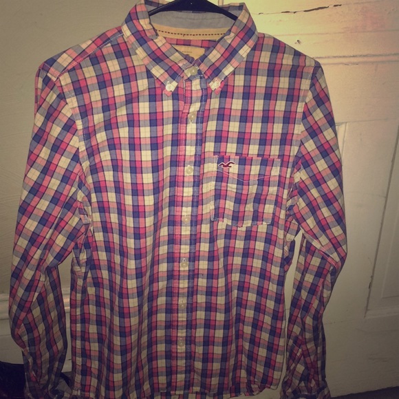 Hollister Shirt - Picture 1 of 4
